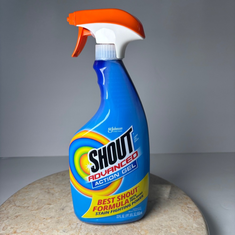 Shout Advanced Action Gel 22oz Blue Laundry Stain Remover Spray Heavy Duty
